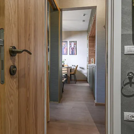 Apartment M&s House *